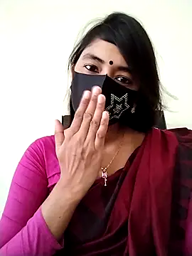 Puja-Rane online show from 10-13-25, 02:46