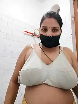 Snapshot of Sexybhabhi6 chatting on 10-09-25, 03:29 Sexybhabhi6 online show from 10-09-25, 03:29