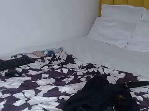 Bella 2025 online show from 04-11-26, 07:45