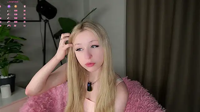 MarciDarugar online show from 11-08-25, 03:04