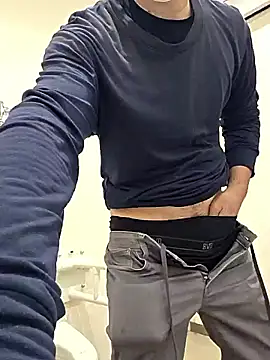 erosuke9 online show from 02-24-26, 09:48