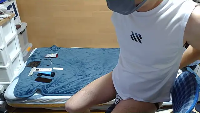 erosuke9 online show from 12-15-25, 08:36