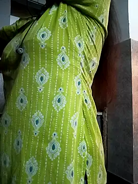 Rekha 89 online show from 10-25-25, 03:06