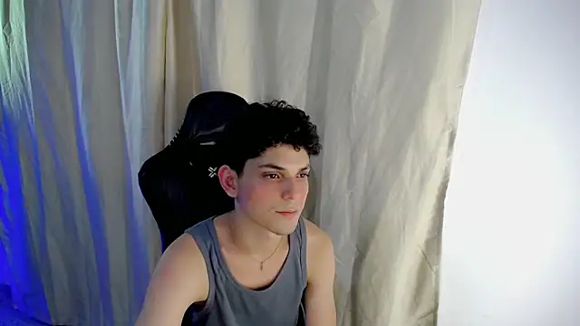 dilan hott  online show from 11-26-25, 08:09