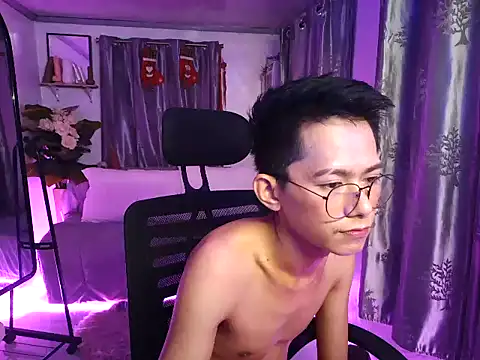 Skinny CumLoader69 online show from 11-17-25, 04:55