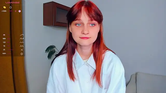 Snapshot of KatyKufel chatting on 09-23-25, 06:48 KatyKufel online show from 09-23-25, 06:48