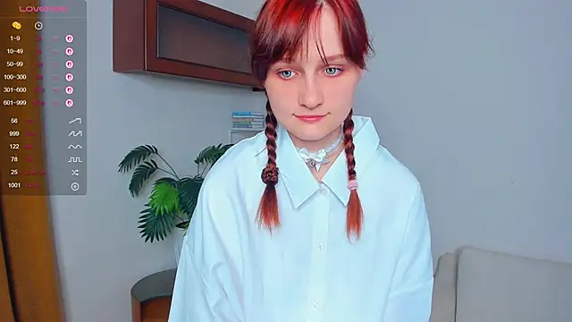 Snapshot of KatyKufel chatting on 09-20-25, 06:46 KatyKufel online show from 09-20-25, 06:46