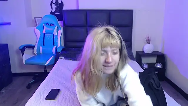 Amnesia  online show from 10-12-25, 12:17