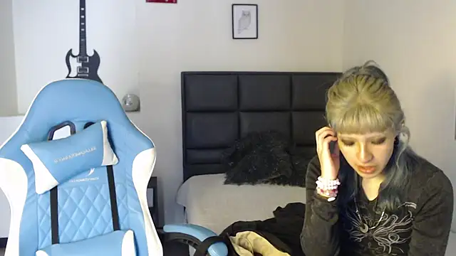 Amnesia  online show from 11-05-25, 12:41