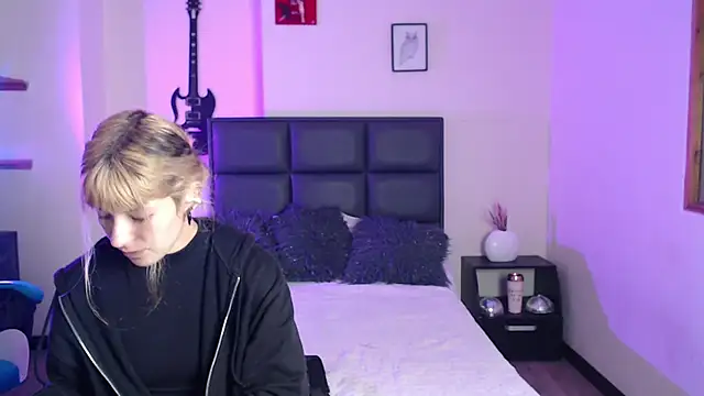 Amnesia  online show from 10-08-25, 12:17