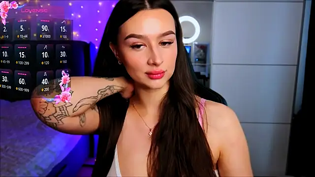 Veronica Larsson online show from 02-24-26, 08:26