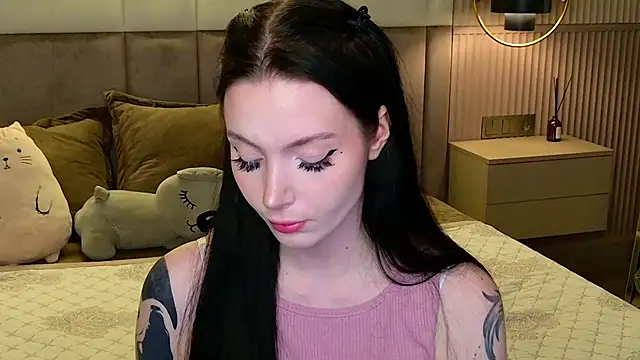 Goldy Stark online show from 02-17-26, 08:50