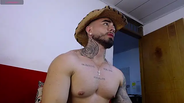 Snapshot of tommyblessd1 chatting on 04-11-26, 03:36 tommyblessd1 online show from 04-11-26, 03:36