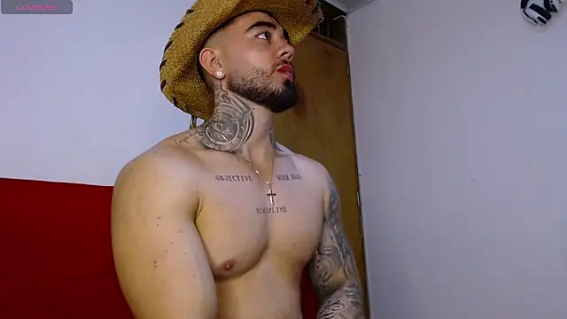 tommyblessd1 online show from 11-09-25, 01:09