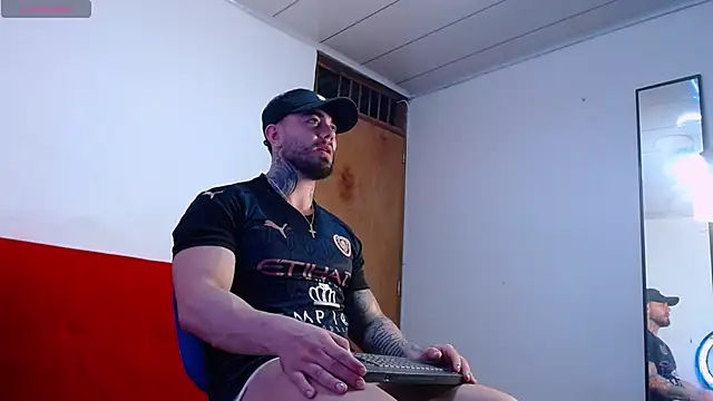 Snapshot of tommyblessd1 chatting on 03-13-26, 05:01 tommyblessd1 online show from 03-13-26, 05:01