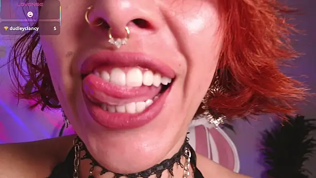 Snapshot of bri_von_dhara__ chatting on 05-03-26, 10:13 bri von dhara online show from 05-03-26, 10:13