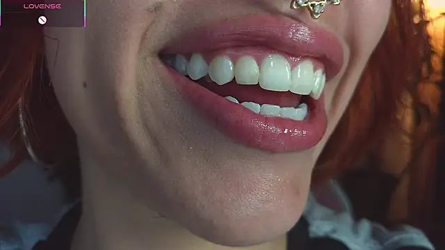 Snapshot of bri_von_dhara__ chatting on 06-11-26, 12:12 bri von dhara online show from 06-11-26, 12:12