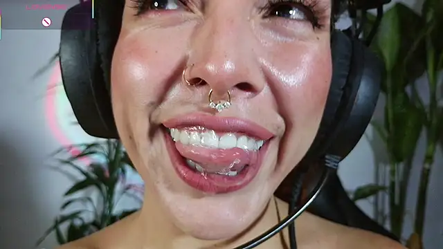 bri von dhara   online show from 04-11-26, 08:56