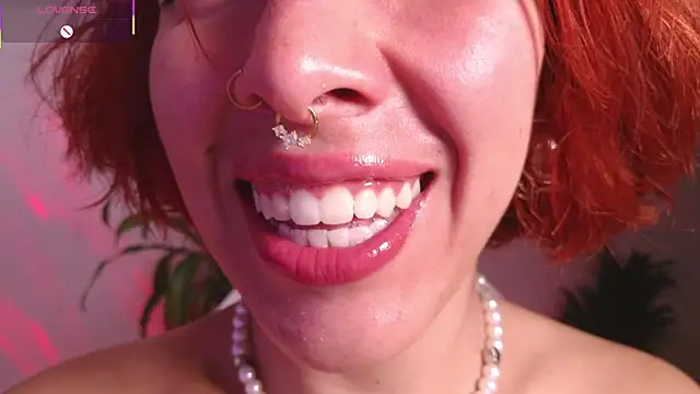 Snapshot of bri_von_dhara__ chatting on 04-30-26, 07:32 bri von dhara online show from 04-30-26, 07:32