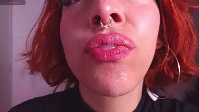 Snapshot of bri_von_dhara__ chatting on 05-24-26, 03:34 bri von dhara online show from 05-24-26, 03:34