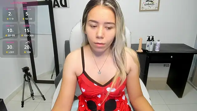 Aiilyn Ds online show from 09-19-25, 09:35