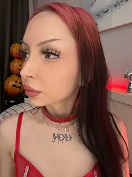 Lina Thornton  online show from 11-29-25, 03:34