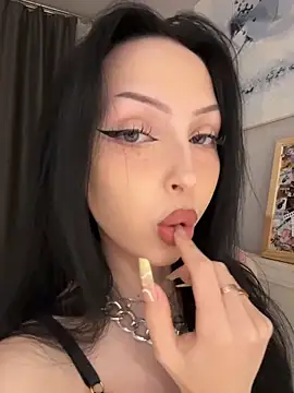 Lina Thornton  online show from 04-09-26, 04:46