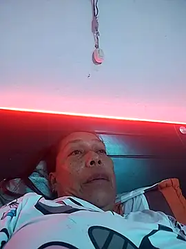 Naomi-Mature online show from 12-15-25, 08:42