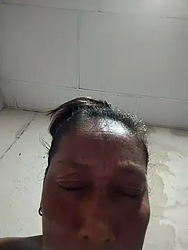 Naomi-Mature online show from 11-30-25, 09:54