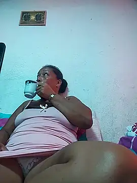 Naomi-Mature online show from 10-19-25, 09:34