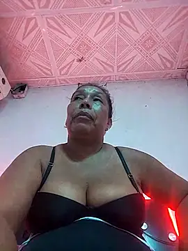 Naomi-Mature online show from 11-28-25, 06:30