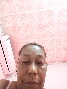 Snapshot of Naomi-Mature chatting on 02-11-26, 08:25 Naomi-Mature online show from 02-11-26, 08:25