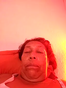 Naomi-Mature online show from 03-08-26, 10:40