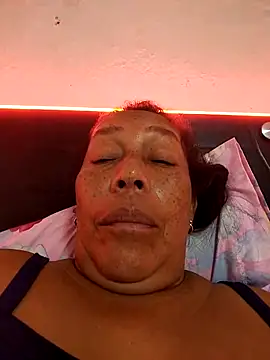 Naomi-Mature online show from 04-11-26, 09:02