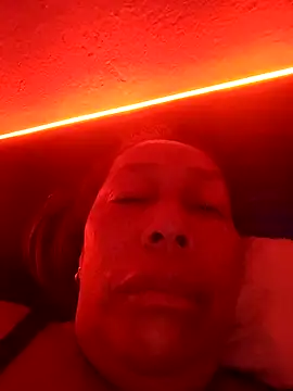 Snapshot of Naomi-Mature chatting on 02-28-26, 09:31 Naomi-Mature online show from 02-28-26, 09:31