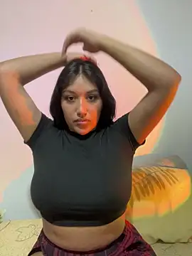 SharaRous online show from 07-26-26, 02:07