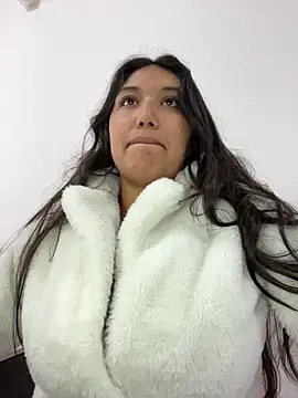 SharaRous online show from 02-24-26, 05:03