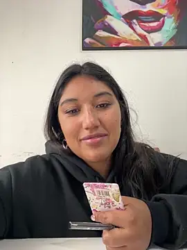 SharaRous online show from 11-18-25, 11:57