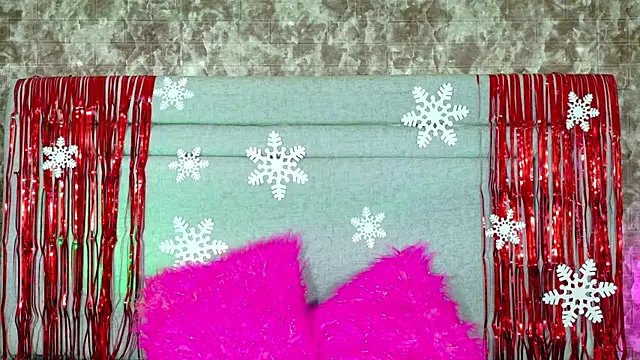 SharaRous online show from 12-17-25, 01:05