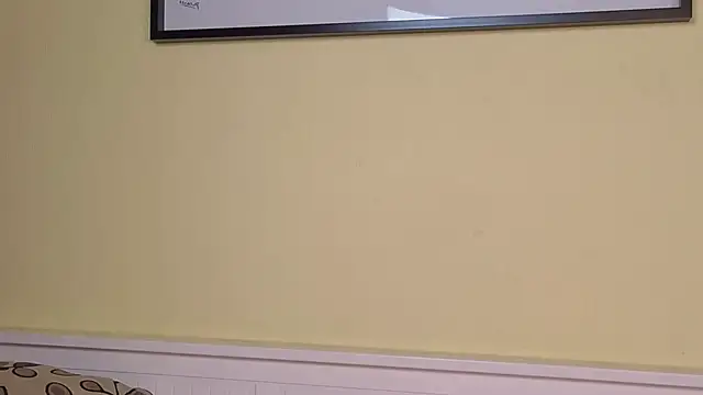 Snapshot of VernaWylie chatting on 09-19-25, 07:12 VernaWylie online show from 09-19-25, 07:12