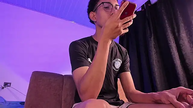 Cj davis  online show from 11-11-25, 02:39