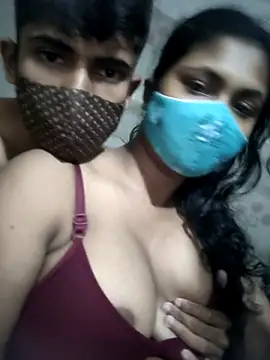 Snapshot of maskedlover321 chatting on 11-28-25, 04:51 maskedlover321 online show from 11-28-25, 04:51