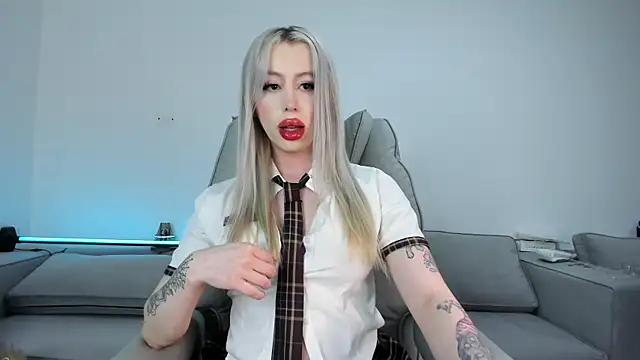 Sweet Soffi online show from 04-04-26, 02:29