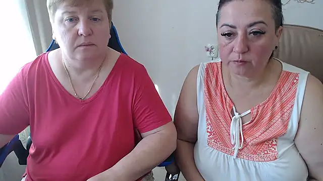 Bertie Adeline online show from 09-26-25, 07:04