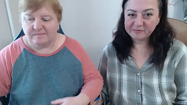Bertie Adeline online show from 10-25-25, 07:51