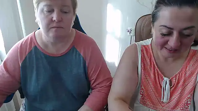 Bertie Adeline online show from 10-30-25, 07:39