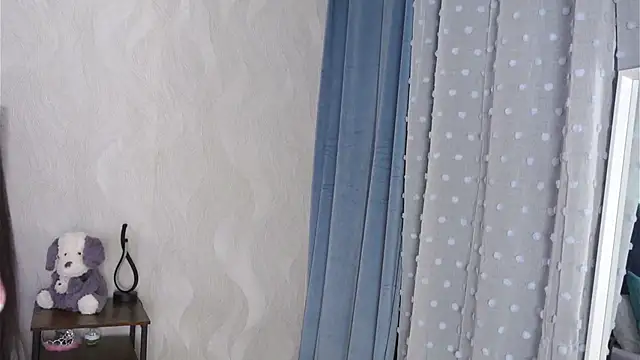 EmilyPrincy online show from 11-28-25, 06:13