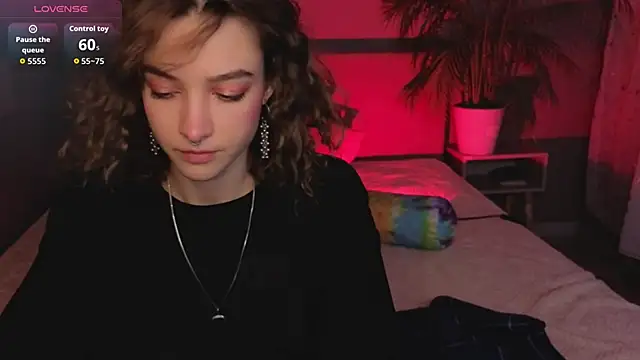   grace   online show from 10-10-25, 10:38