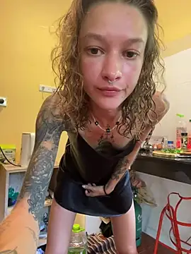   grace   online show from 04-13-26, 05:22