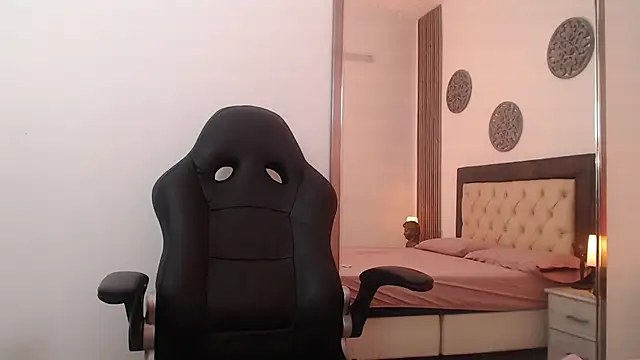 Red kytty6 online show from 10-28-25, 07:57